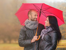 Couple on a date in a Montreal park